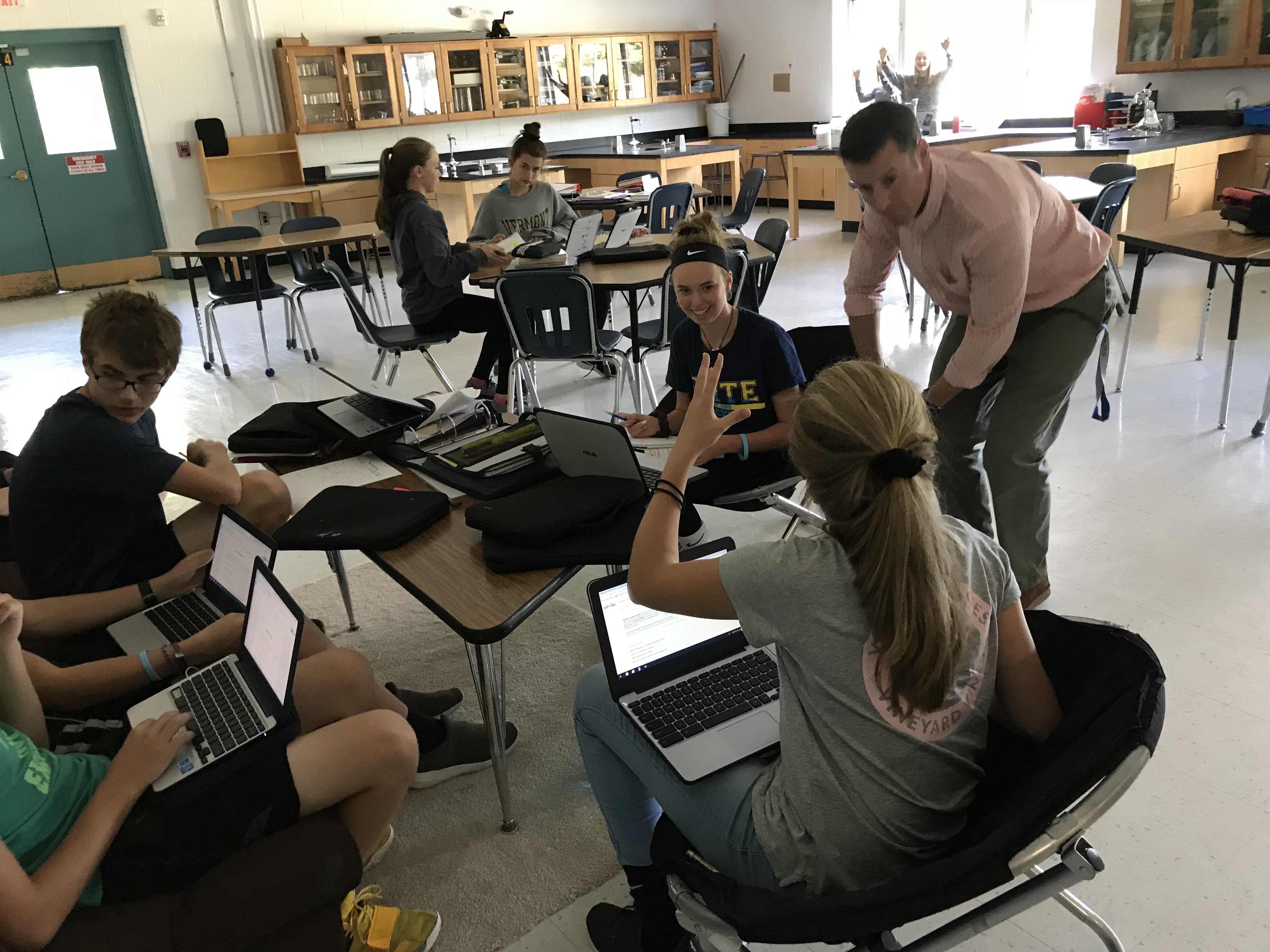 the role of the teacher in a blended learning classroom